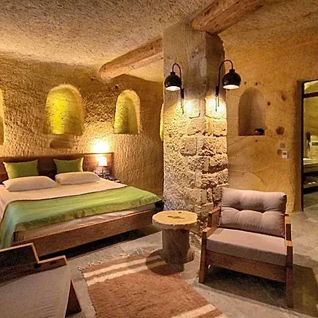 1811 Cave Отель